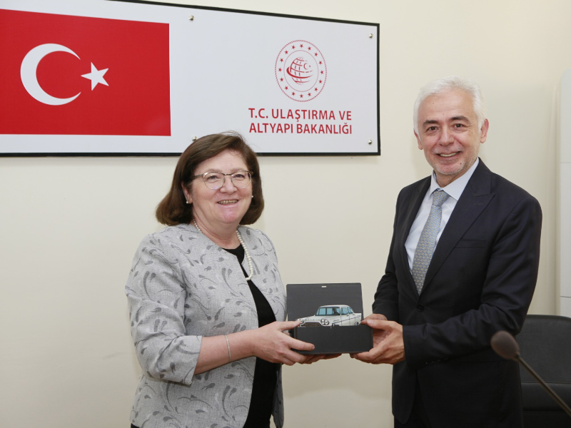 TÜRASAŞ VE ESTÜ ARASINDA LİSANSÜSTÜ EĞİTİM PROTOKOLÜ İMZALANDI