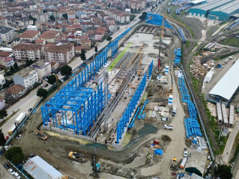 TÜRKİYE’NİN İLK HIZLI TREN FABRİKASINDA 4,5 AYDA YÜZDE 55 İLERLEME