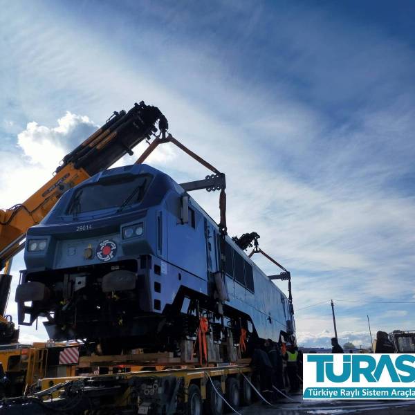 ESTONIA Locomotives on their way