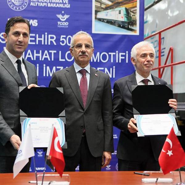 HISTORICAL SIGNATURES WERE MADE IN THE SERIES PRODUCTION OF ESKİŞEHİR-5000